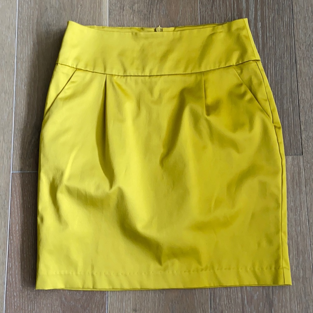 Forever 21 gold pencil skirt